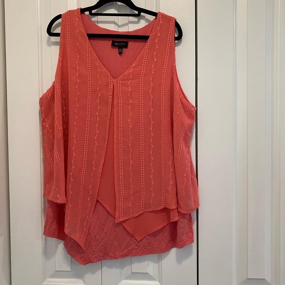 AB Studio Woman’s Top